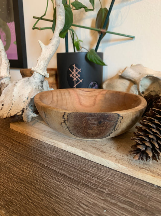 Shallow knot altar bowl